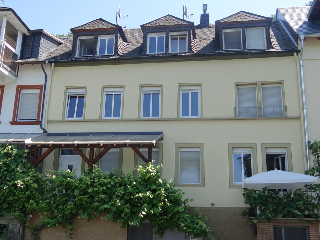 Haus Moezelblik - Schoene Aussicht Am Mosel Целль-ан-дер-Мозель Екстер'єр фото